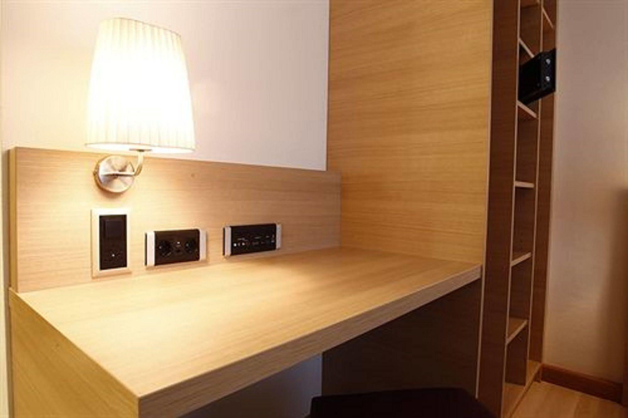 Hotel Coop Tagungszentrum & Hotelpark Im Gruenen Muttenz Εξωτερικό φωτογραφία